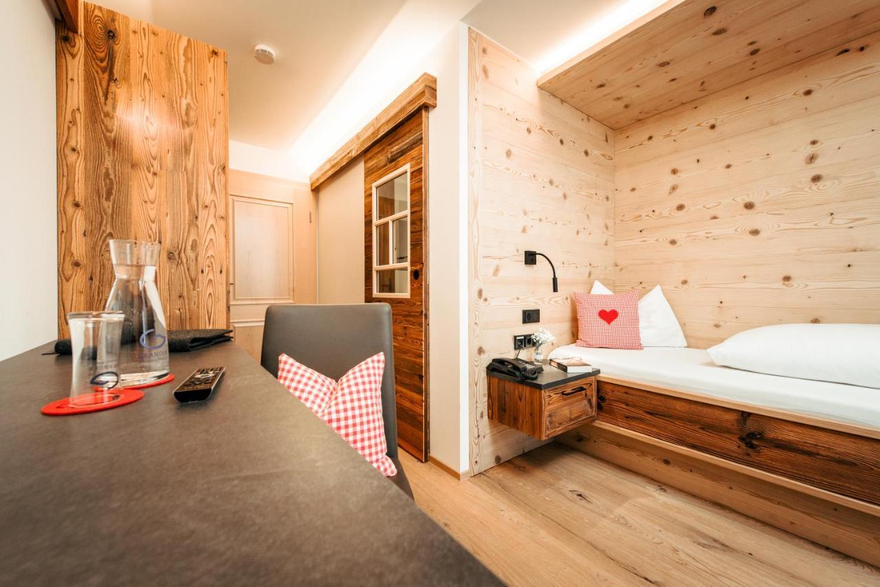 Gaestehaus Mathies Mittelberg Buitenkant foto