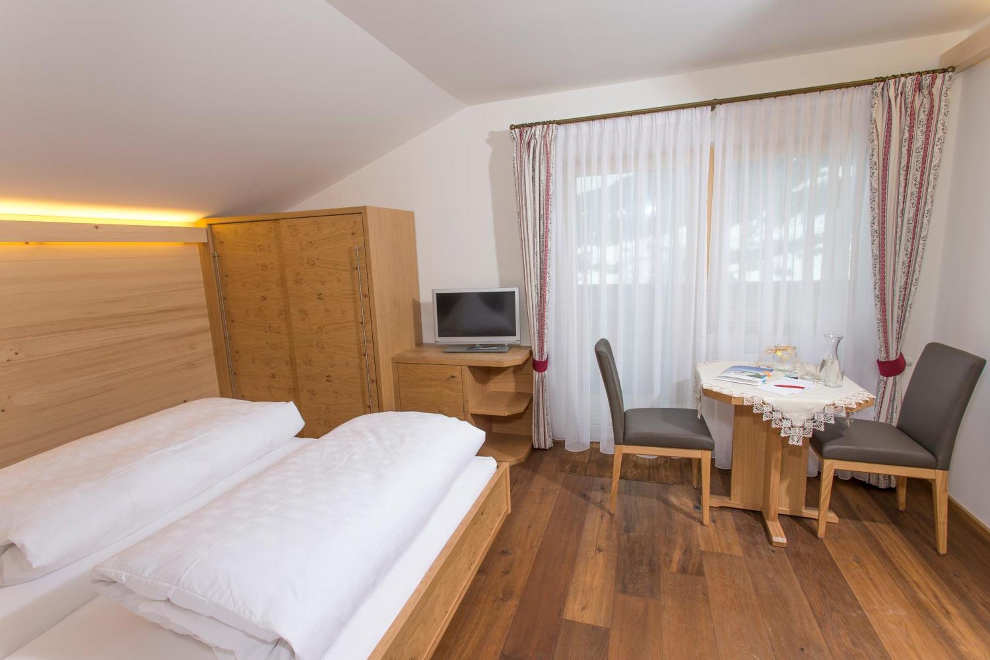 Gaestehaus Mathies Mittelberg Kamer foto