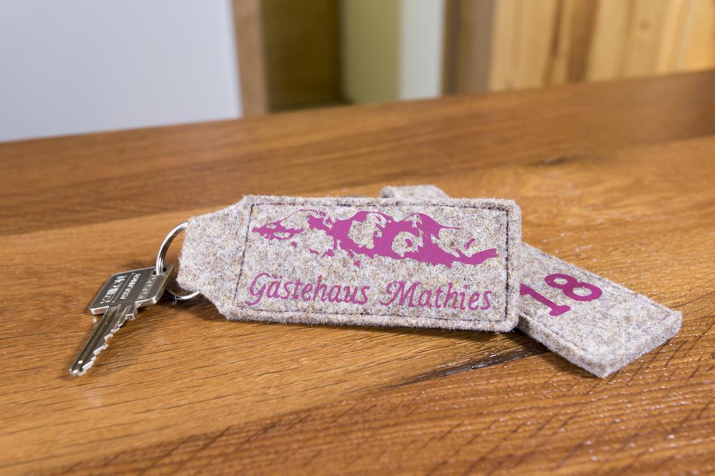 Gaestehaus Mathies Mittelberg Buitenkant foto